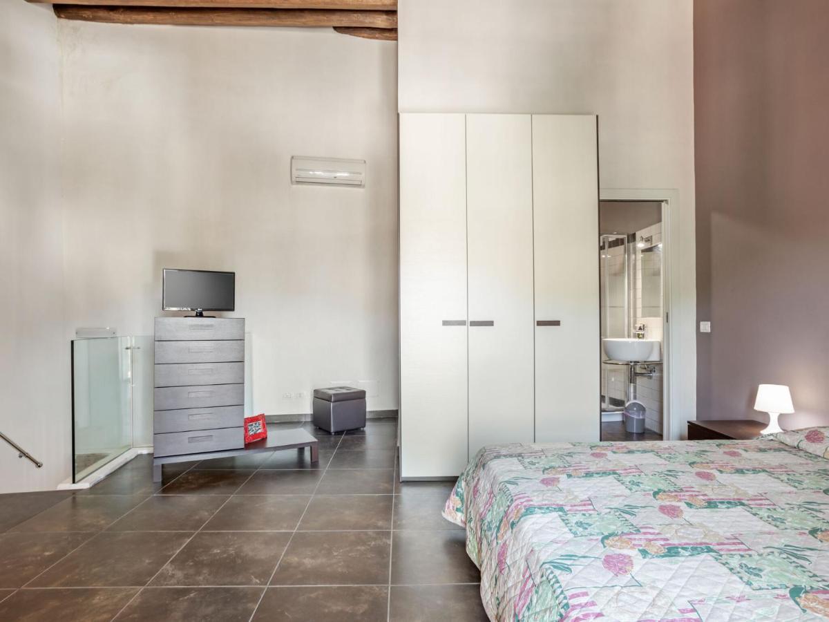 Vintage Holiday Home In Ragusa Ibla With Balcony Экстерьер фото